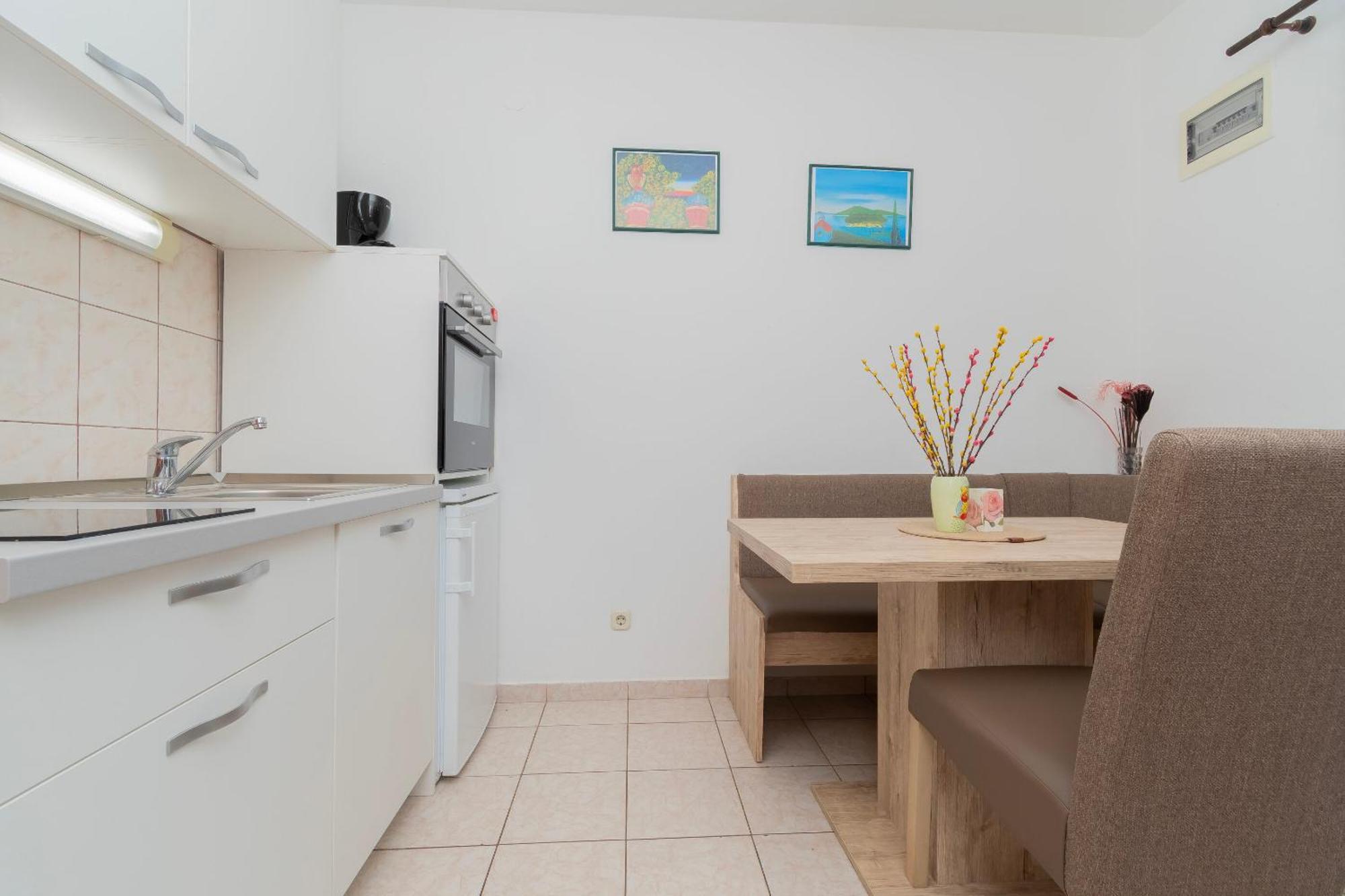 Apartments Toni Maslinica Ngoại thất bức ảnh